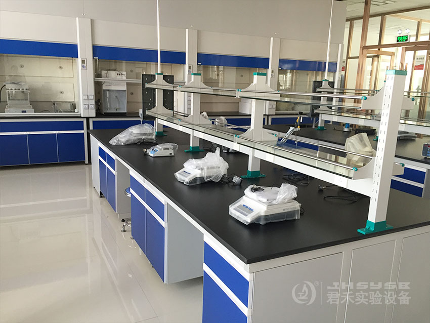 鋼木實驗臺的材質(zhì)是什么組成的<div   id=