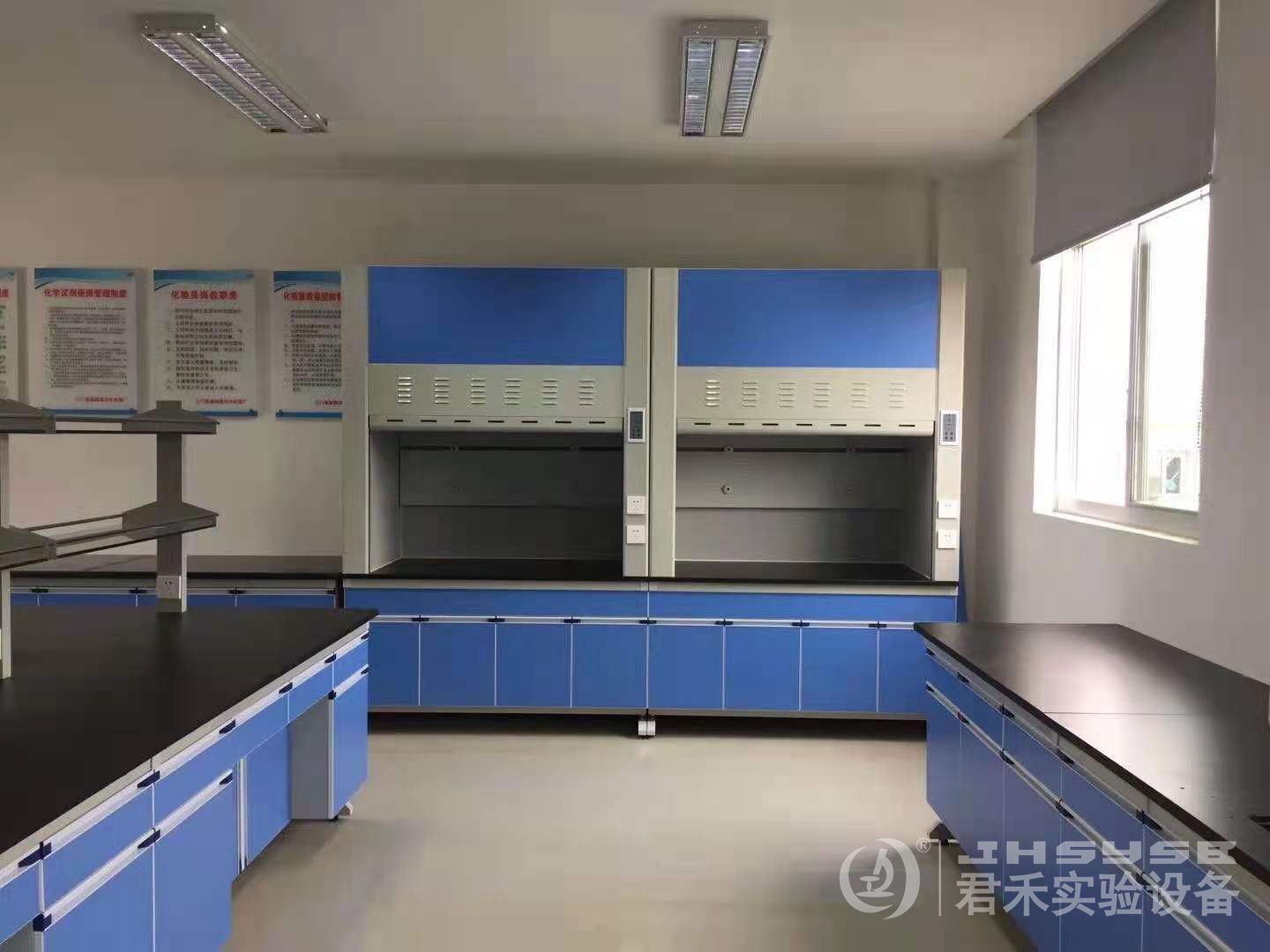 全鋼通風柜10.jpg